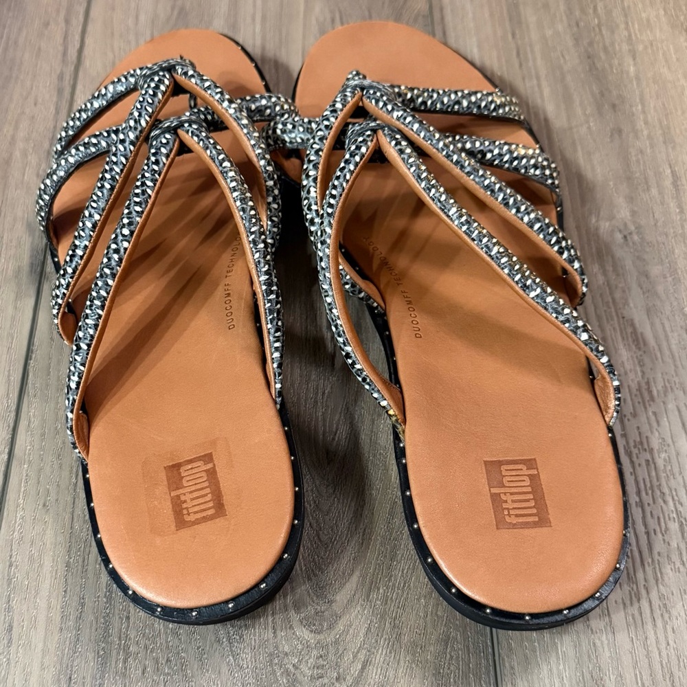 FitFlop Barely Dotted-Snake Sandals. NWOT - Picture 4 of 8